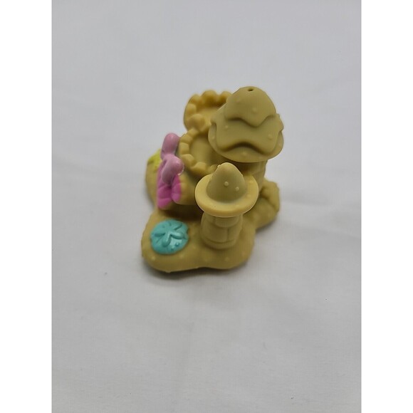The First Years Disney Minnie Mouse Baby Bath Toy Castle - Picture 4 of 10